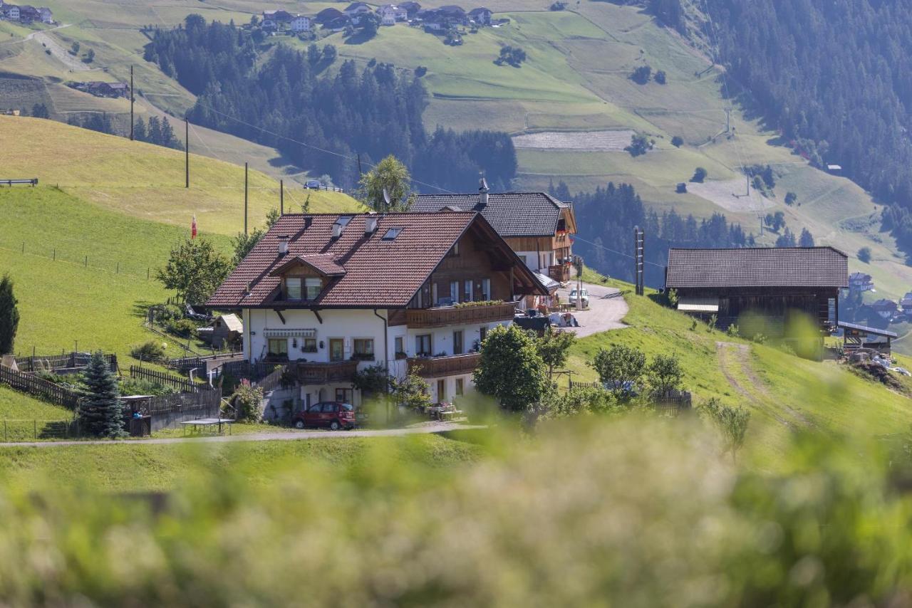 Haus Belodei - Apt A Сан-Мартино-ин-Бадия Экстерьер фото